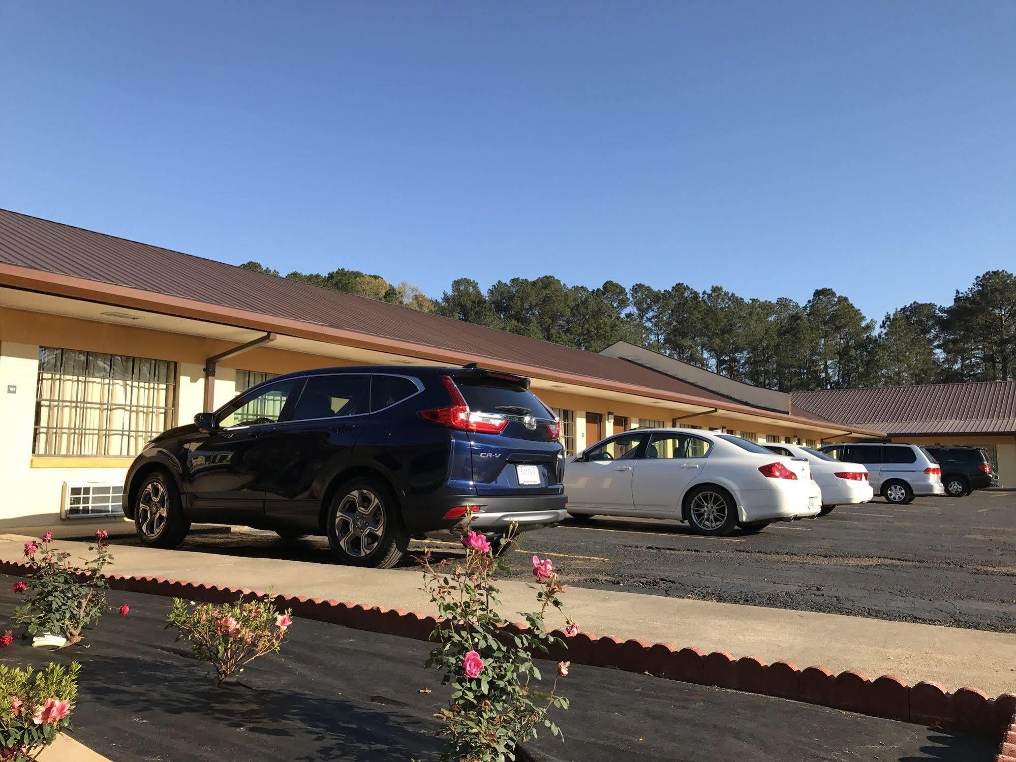 Rodeway Inn Hazlehurst Buitenkant foto